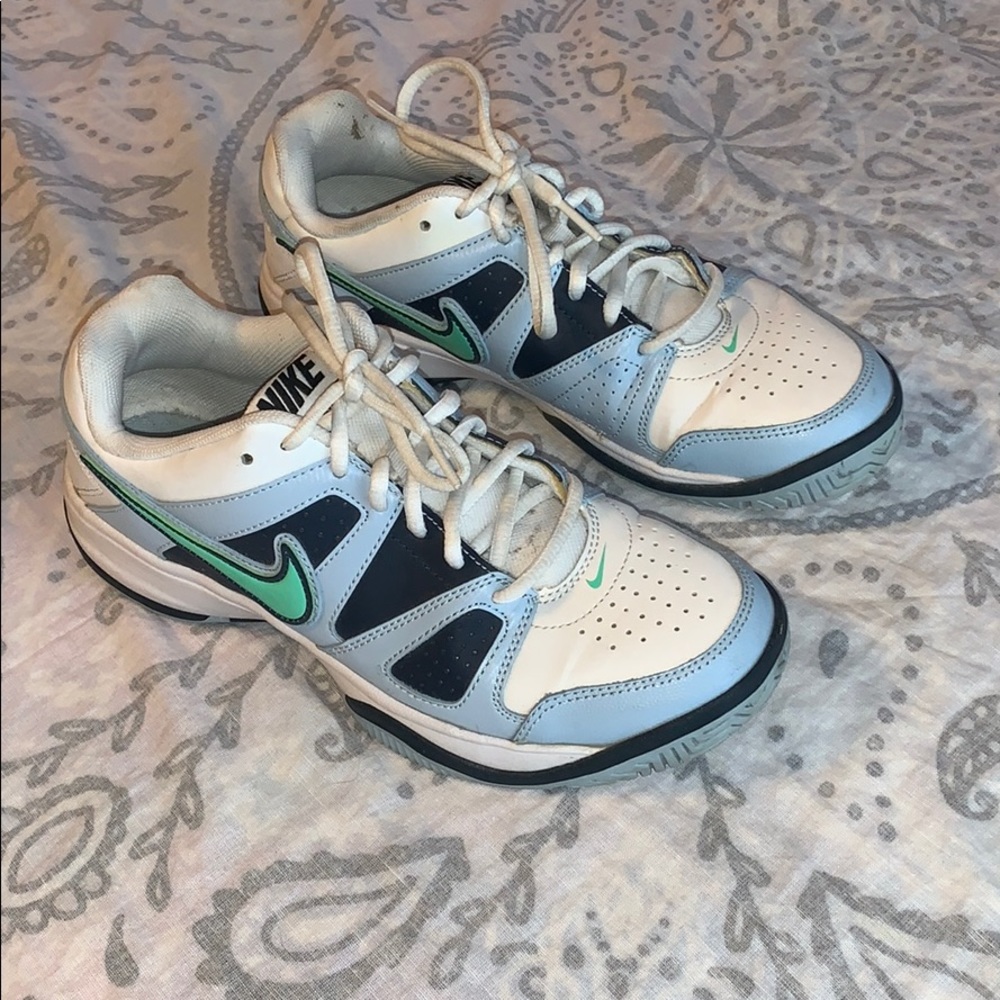 Nike City Court VII Running Shoes Sz 7.5